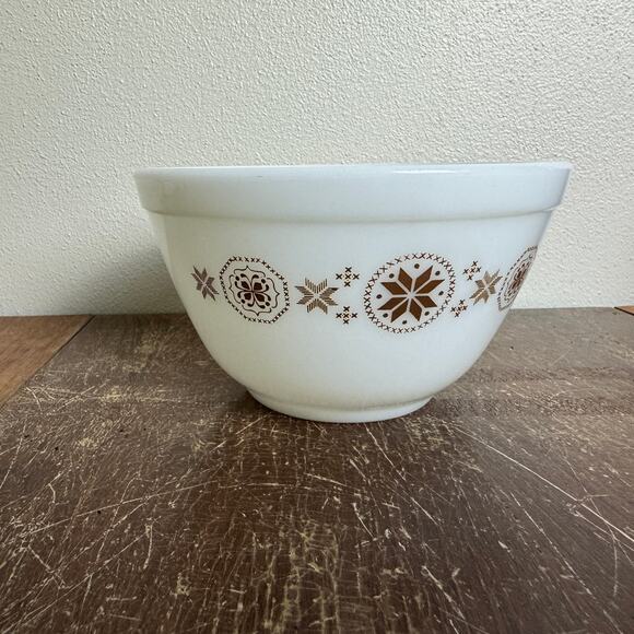 Pyrex Town‎ & Country Brown White 401 1 1/2 qt Ovenware Serving Bowl - Picture 1 of 7
